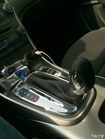 昂科威变档杆总成 悲哀