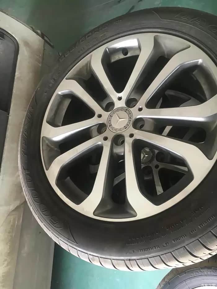 出售二手奔驰17寸花瓣轮毂