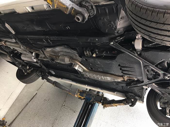 皇冠之底盘装甲作业