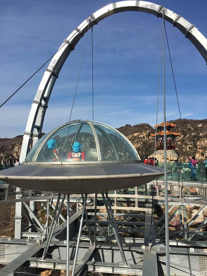 难得的假期体验北京第一玻璃栈道