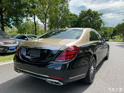 【每日随手拍】迈巴赫s560双色车身