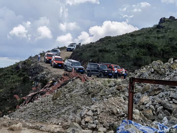 坦克300穿越惠东大南山