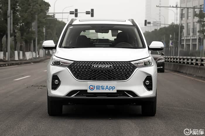 哈弗21款m6plus如何行车时看点位