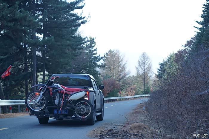 北上越野纯图片合集纳瓦拉波速尔歼4