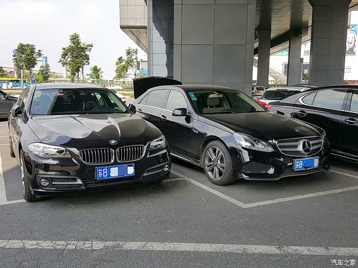宝马5与奔驰e