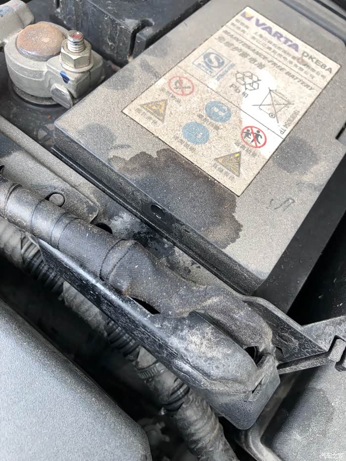 2012新福克斯电池问题