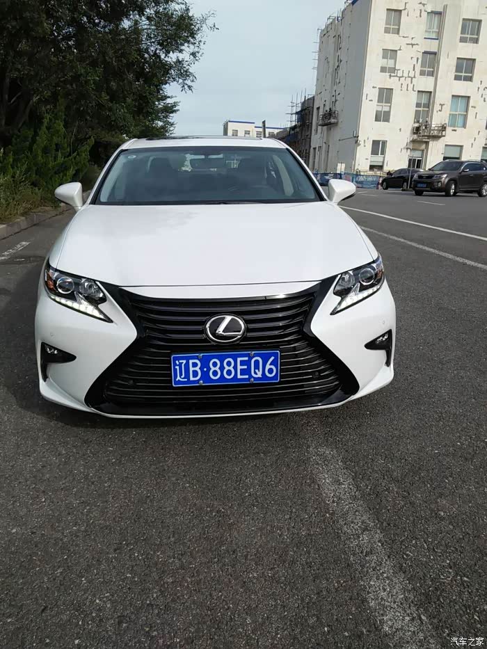 金秋十月辽宁大连提全新雷克萨斯es200-30周年纪念版