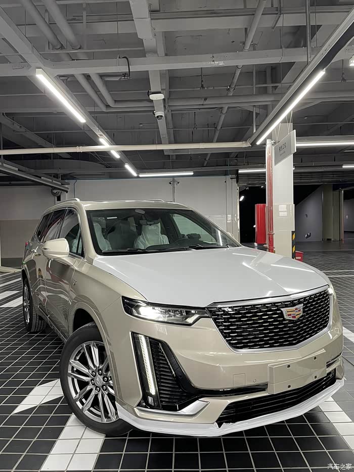 【图】2022款六座四豪提车直播_凯迪拉克xt6论坛_汽车之家论坛