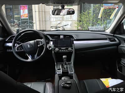 中控全景代思域在北美已经获沃德佳内饰称号看没说