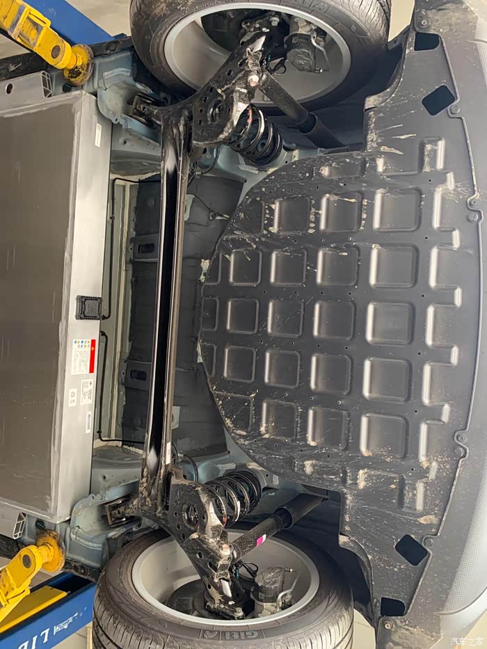 【图】求一张好猫底盘的照片_欧拉好猫论坛_汽车之家论坛