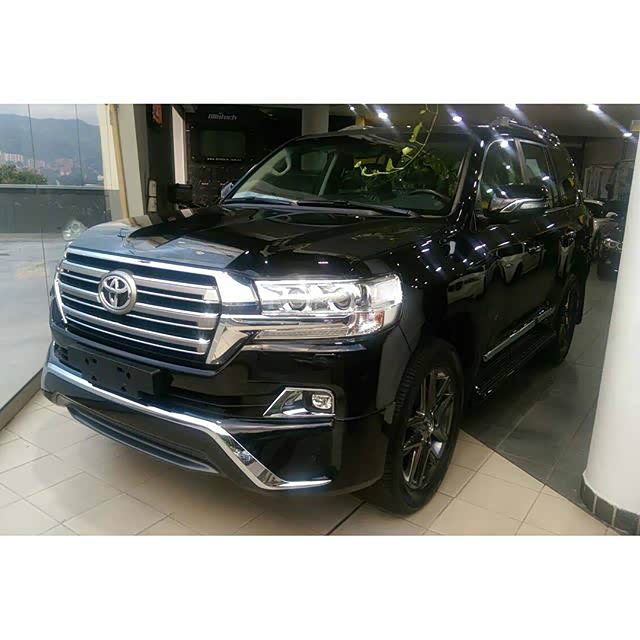 放毒黑色新陆巡黑色新陆巡黑色新陆巡第三弹