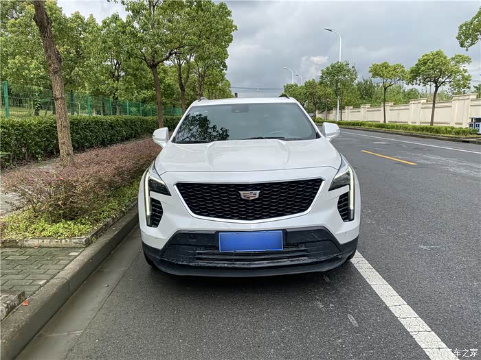 美系豪华品牌,提车凯迪拉克 xt4