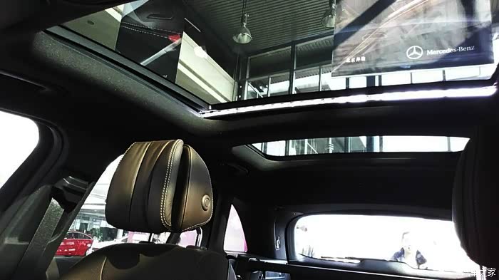 奔驰glc,分段式天窗