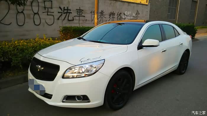 白色迈锐宝怕打理,贴黑顶好看吗?有贴的车友上图啊!