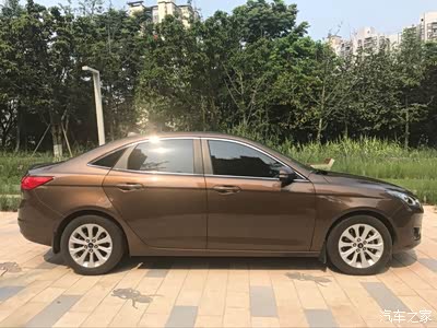 重情重义豪情棕——福睿斯2年半用车感受