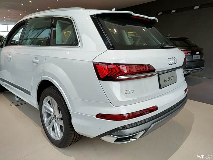 【图】2021款 q7白色 感觉很好看_奥迪q7论坛_汽车之家论坛