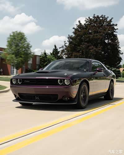 2021款道奇挑战者来了这样的美式超跑你爱了吗