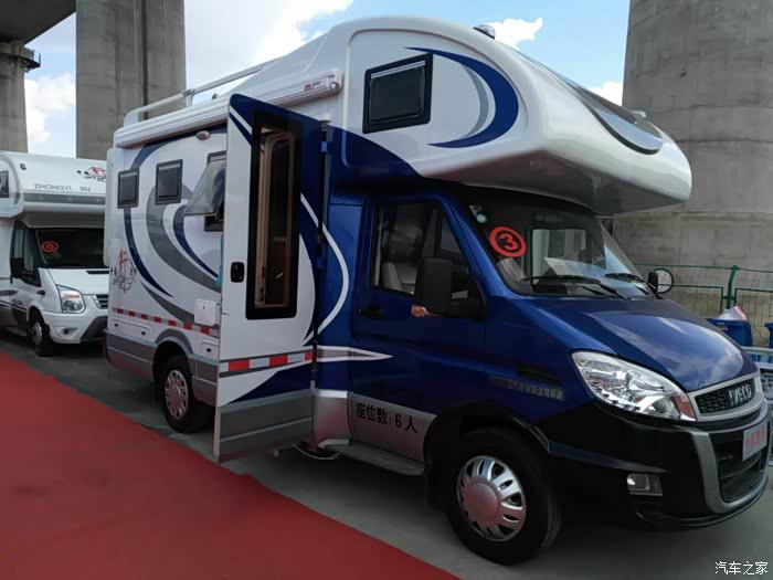 阳春三月北京房车大世界踏青