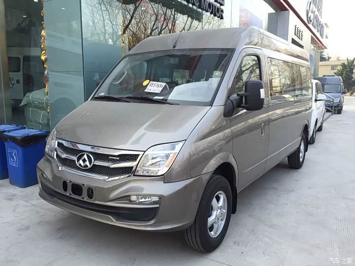 推荐朋友买大通v80,发帖就可以有礼品拿