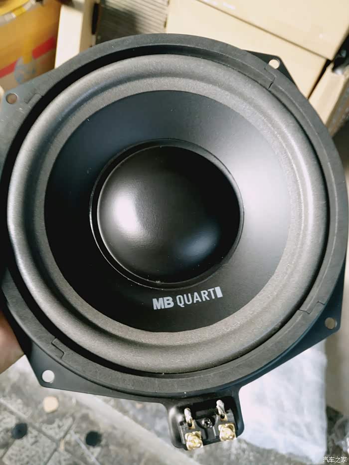 昨天装了歌德音响三分频宝马专用音质有明显的提升