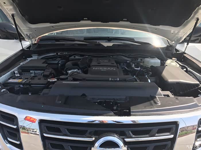 我们当地也有途乐了,试驾了一下.