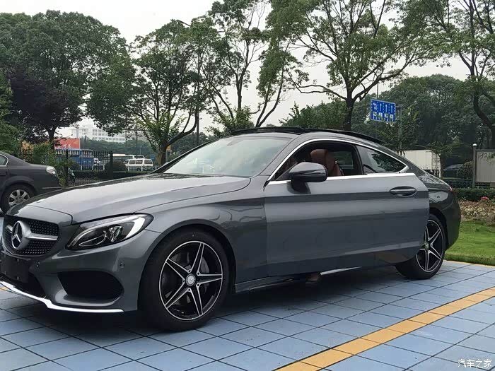 c200coupe钙石蓝还是月光石灰