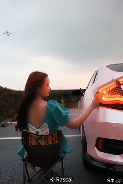 思域汽车拍照,人车合影