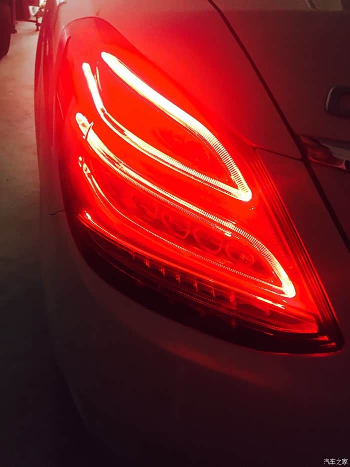 奔驰c180l提车作业