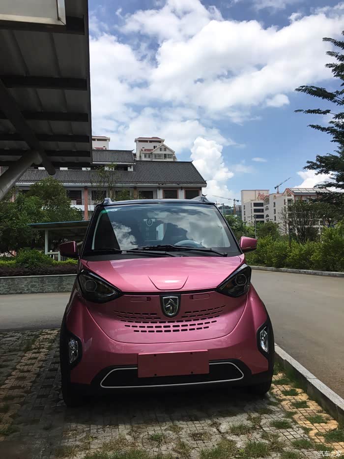 全球首辆粉色小e提车记
