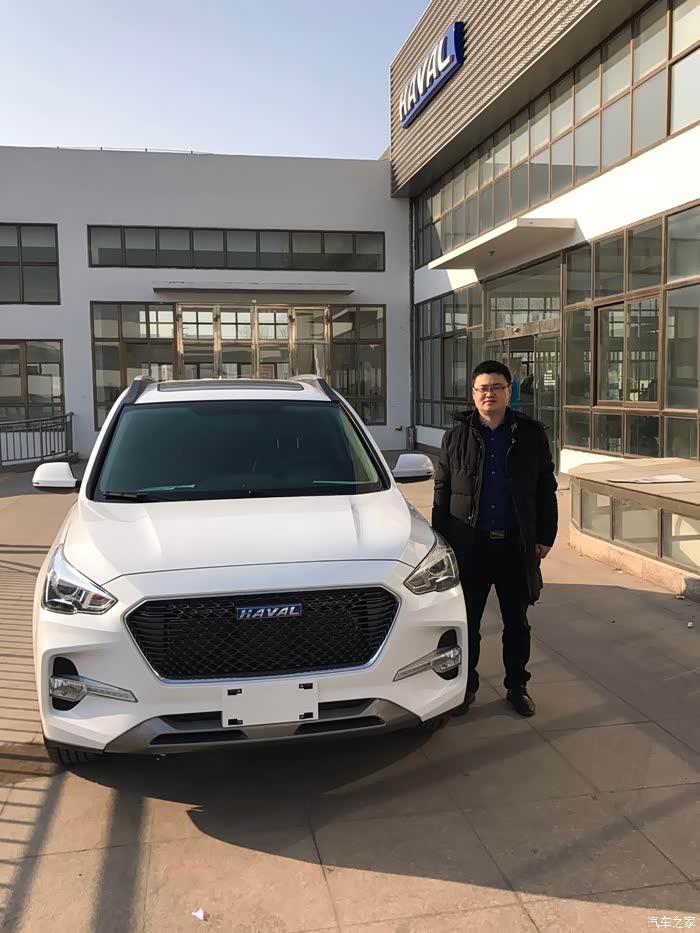 贴完膜,来张人车合影~~~开车回家咯