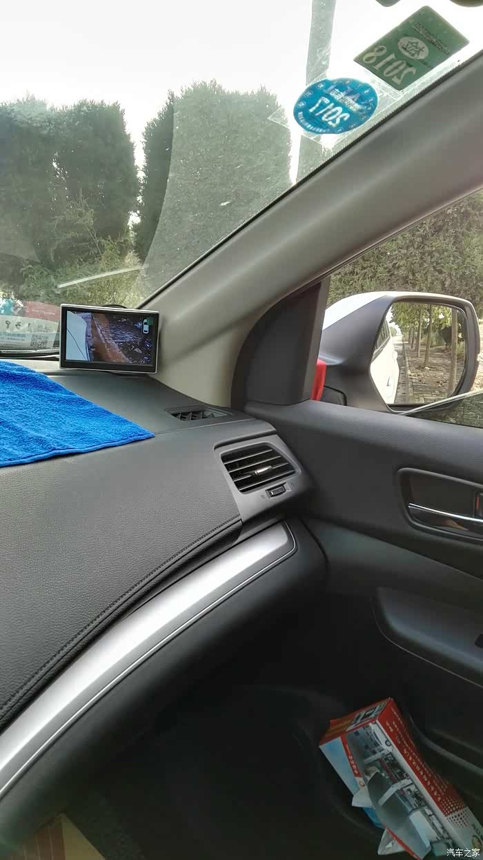 crv右侧盲区摄像头