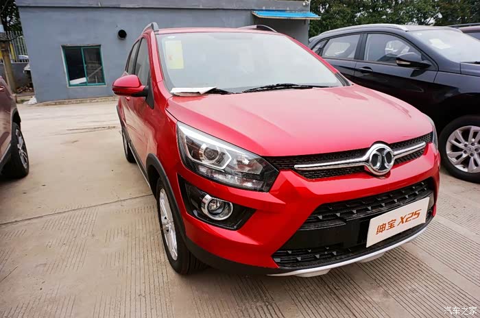 绅宝x25外观欣赏