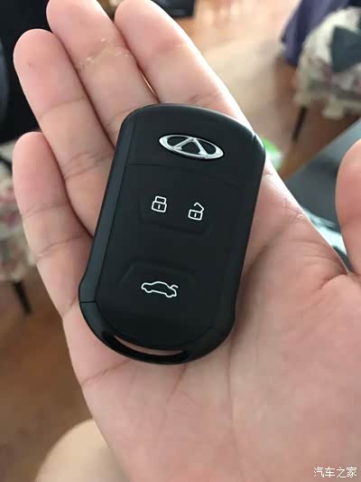 巧钥匙轻vv7钥匙形成鲜明对比