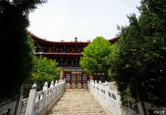 天水小景点之三---龟凤山云光寺