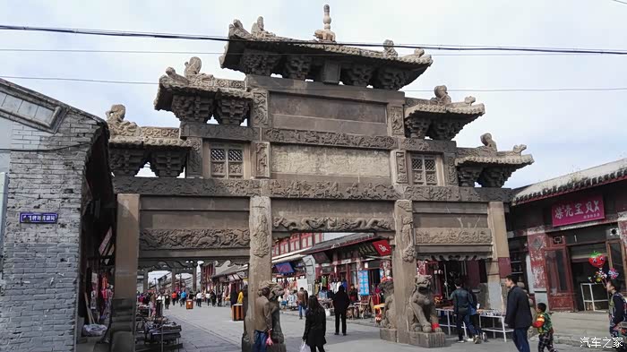 游览宁远古城,感受历史的痕迹.