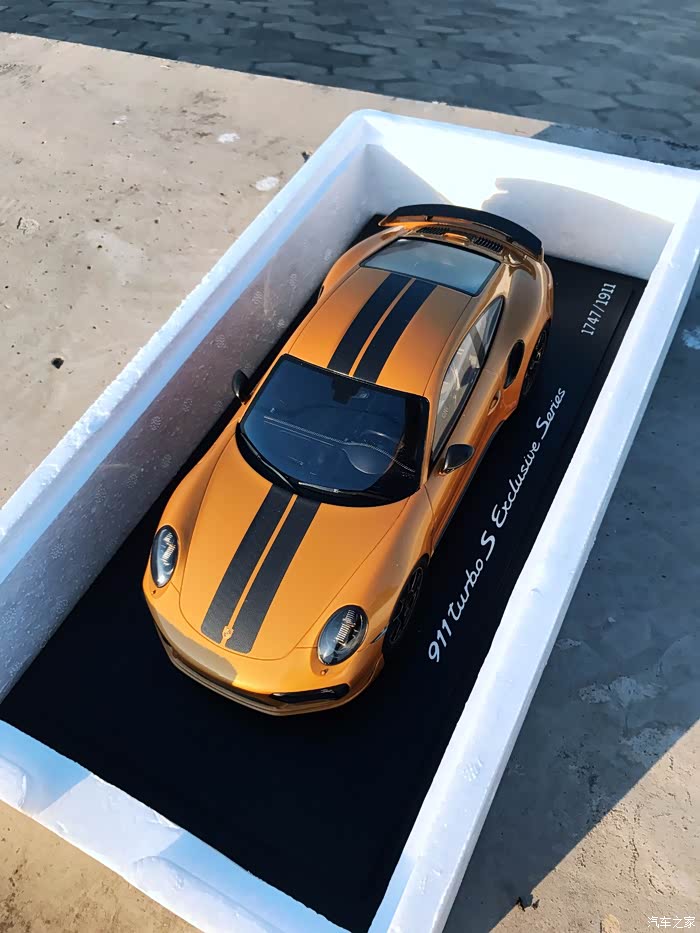 spark车模外拍分享限量版保时捷911turbos支持安版