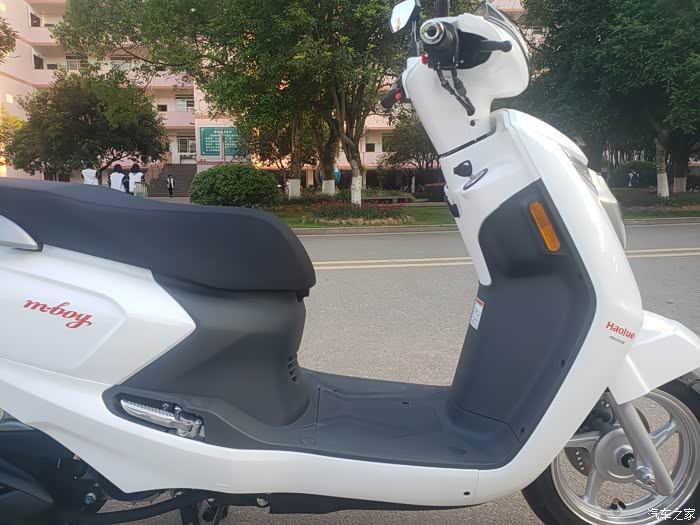 就突然买了个踏板豪爵mboy提车记