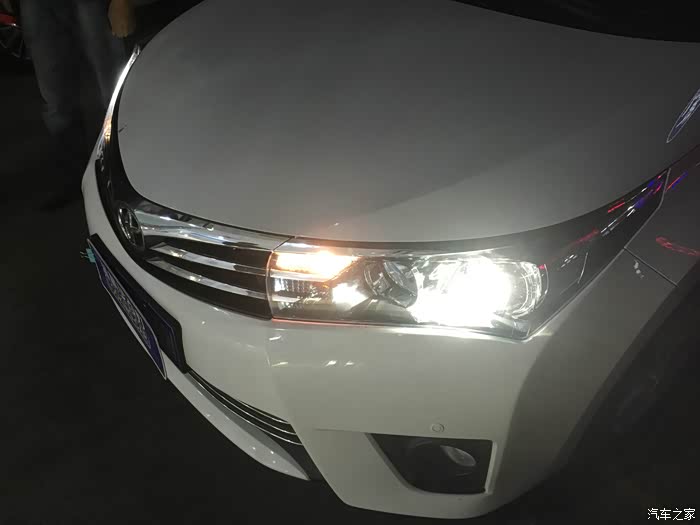 14款卡罗拉16gli改氙气大灯作业