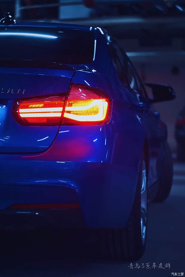 一组mp尾灯夜晚福利照