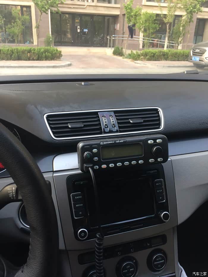 迈腾b6更换带灯空调出风口