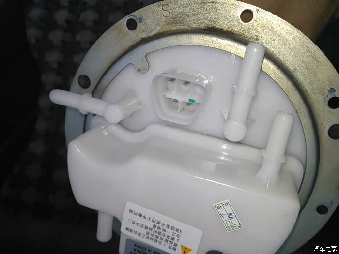 【图】自己更换c30油泵碳罐-申精_长城c30论坛_汽车之家论坛
