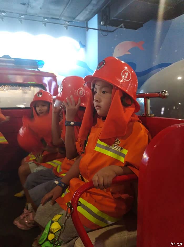 抓住假期的尾巴朝阳迪尔王国职业体验一日游