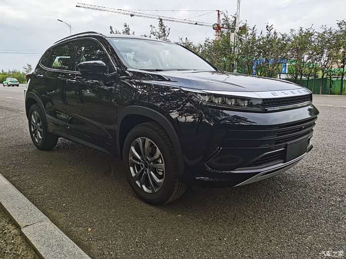奇瑞星途黑武士