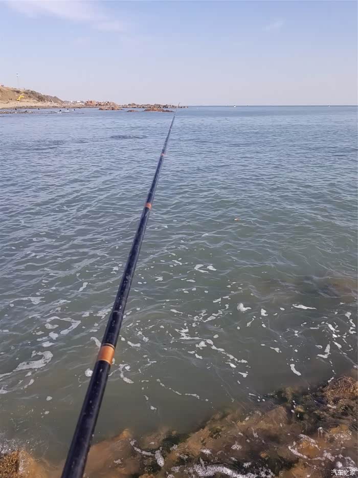 青岛唐岛湾南岸钓海鱼