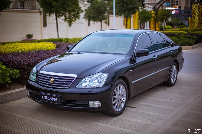 一路走来,只因有你——toyota crown royalsaloon g vip