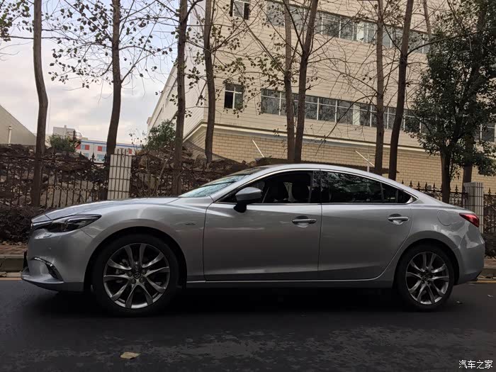 银色阿特兹怎么样,有人买吗?2.5的,我想看看什么样