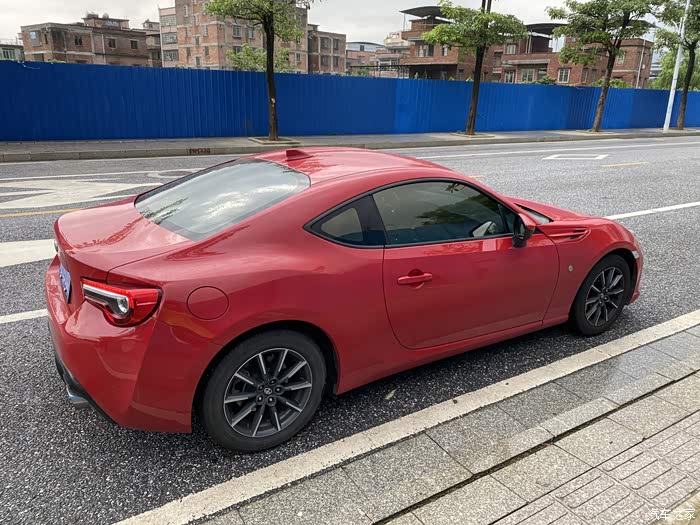 明盘22精品17年红色自动丰田86豪华