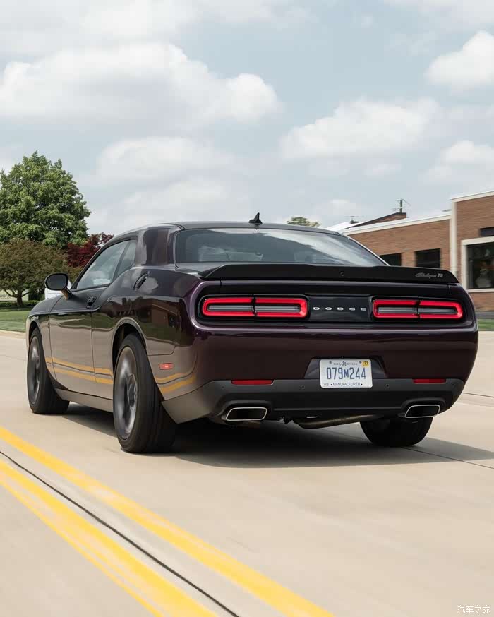 2021款道奇挑战者来了!这样的美式超跑,你爱了吗?