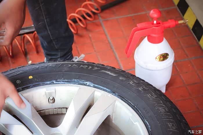 【上海cs75官方车友会】801 爱车换轮胎