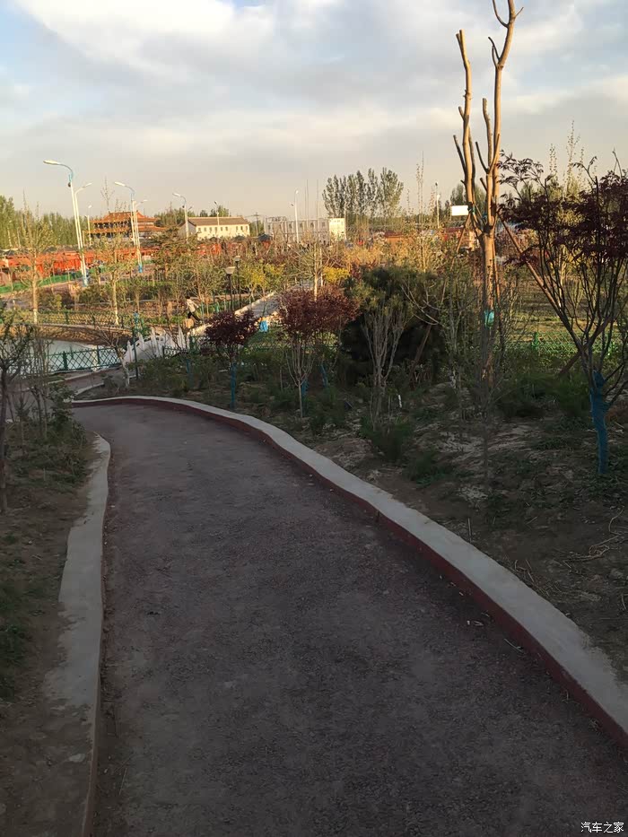 伊兰基尼之雄安新区雄山公园一日游